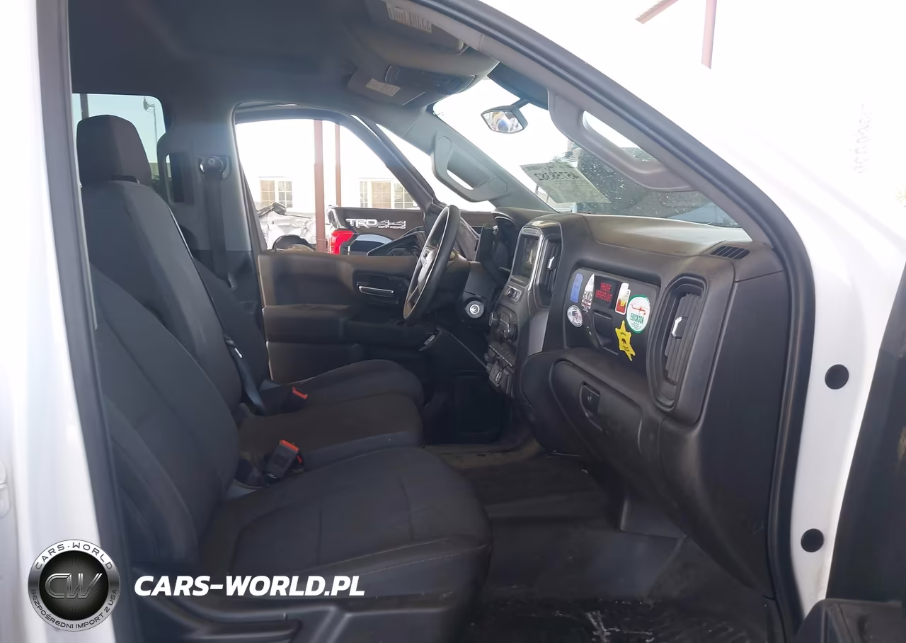 2019 Chevrolet Silverado 1500 Work Truck VIN:1GCUYAEF1KZ351236 - 5