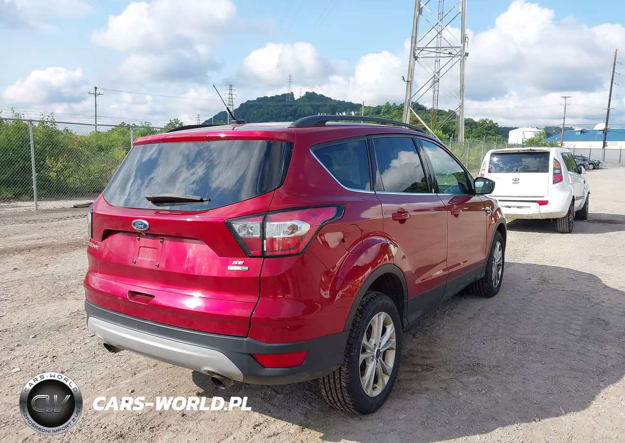 2018 Ford Escape Se VIN:1FMCU9GD8JUA51024 - 4