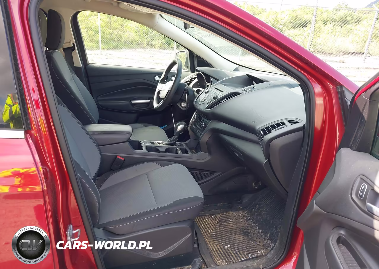 2018 Ford Escape Se VIN:1FMCU9GD8JUA51024 - 5