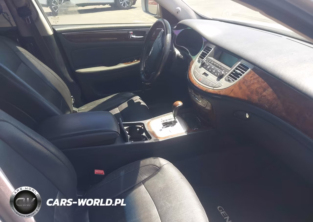 2011 Hyundai Genesis 3.8 VIN:KMHGC4DEXBU139305 - 5