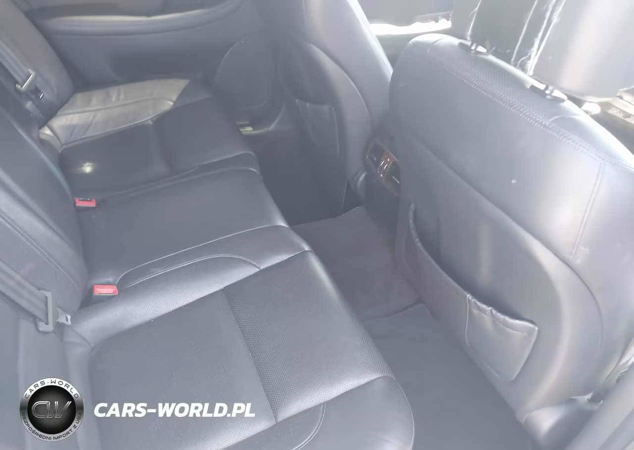 2011 Hyundai Genesis 3.8 VIN:KMHGC4DEXBU139305 - 8