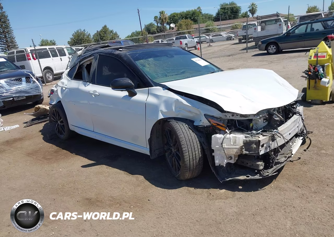 2023 Toyota Camry Xse V6 – zdjęcie 1 z 16