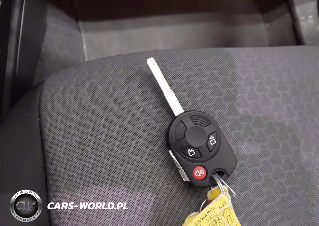 2018 Ford Escape Se VIN:1FMCU9GD0JUD08919 - 11