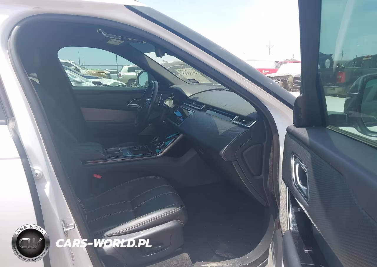 2018 Land Rover Range Rover Velar P250 Se R-Dynamic VIN:SALYL2RXXJA757384 - 5