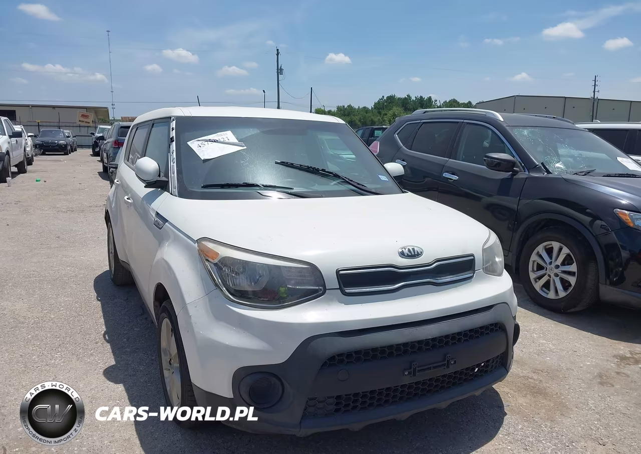 2018 Kia Soul VIN:KNDJN2A26J7560213 - 13
