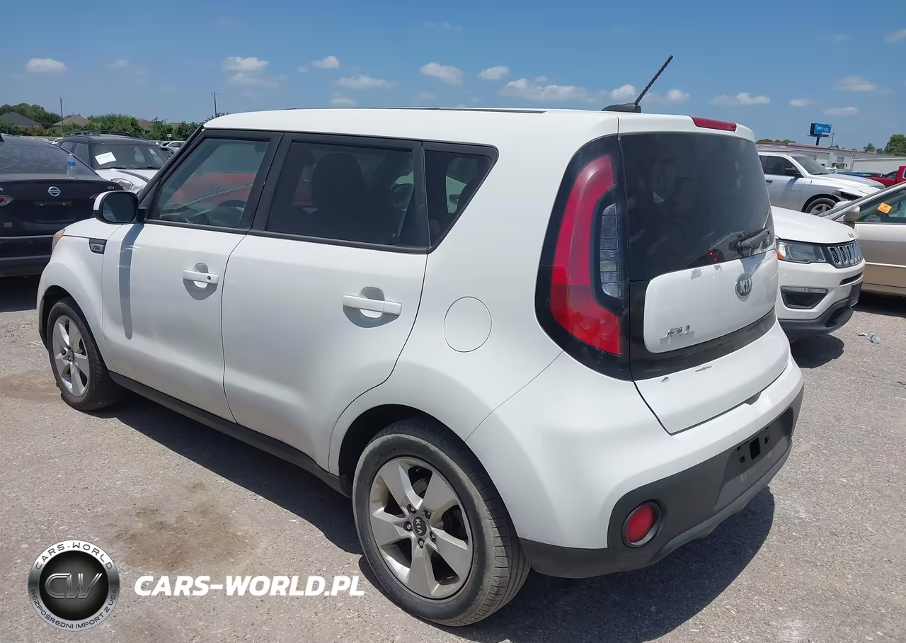 2018 Kia Soul VIN:KNDJN2A26J7560213 - 16