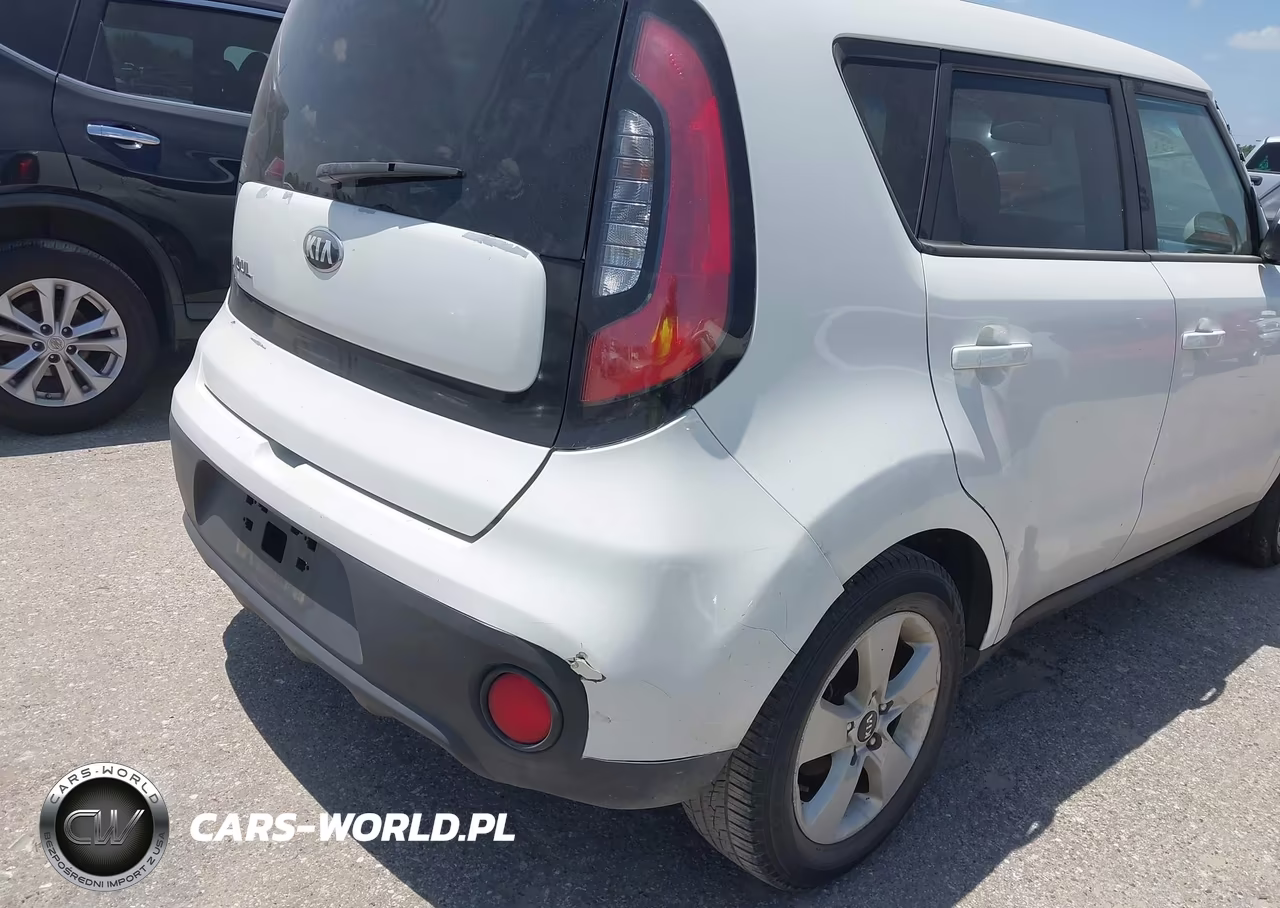 2018 Kia Soul VIN:KNDJN2A26J7560213 - 6