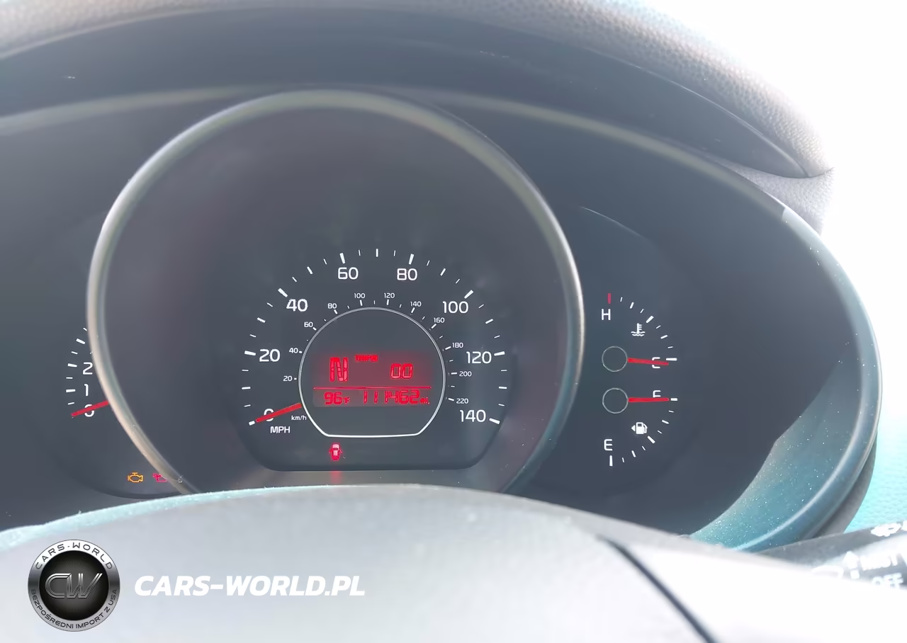 2018 Kia Soul VIN:KNDJN2A26J7560213 - 7