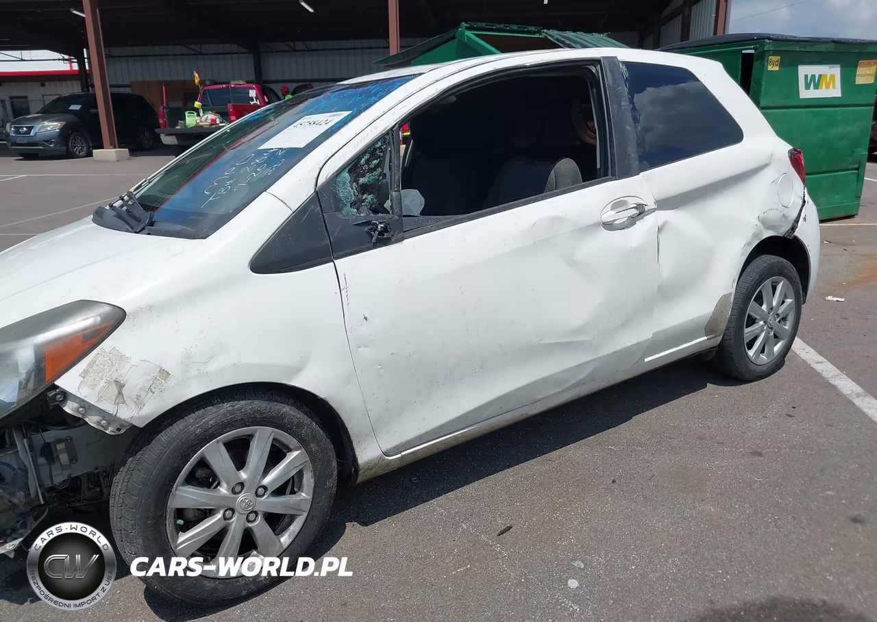 2015 Toyota Yaris Le VIN:VNKJTUD30FA055792 - 12