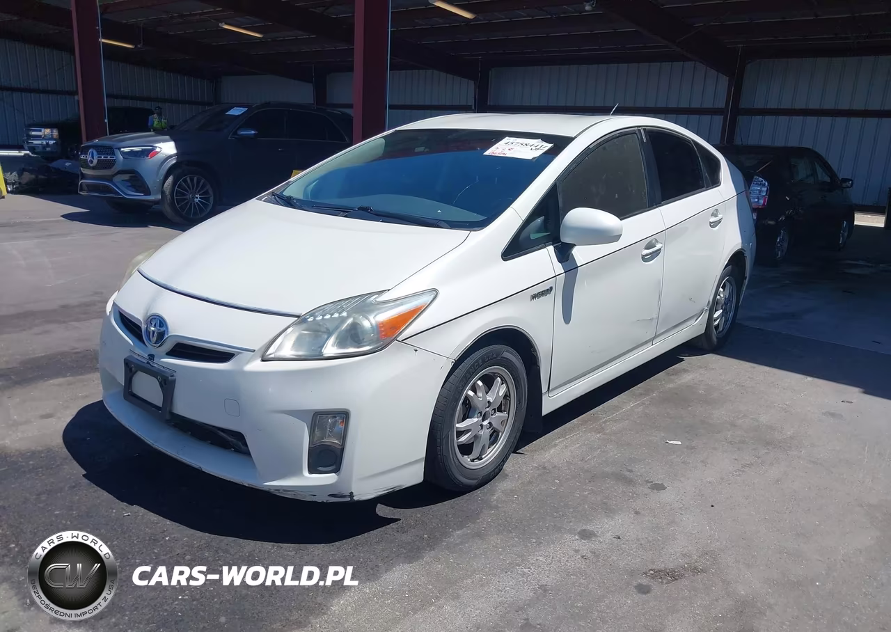 2011 Toyota Prius Three VIN:JTDKN3DU2B0255700 - 2
