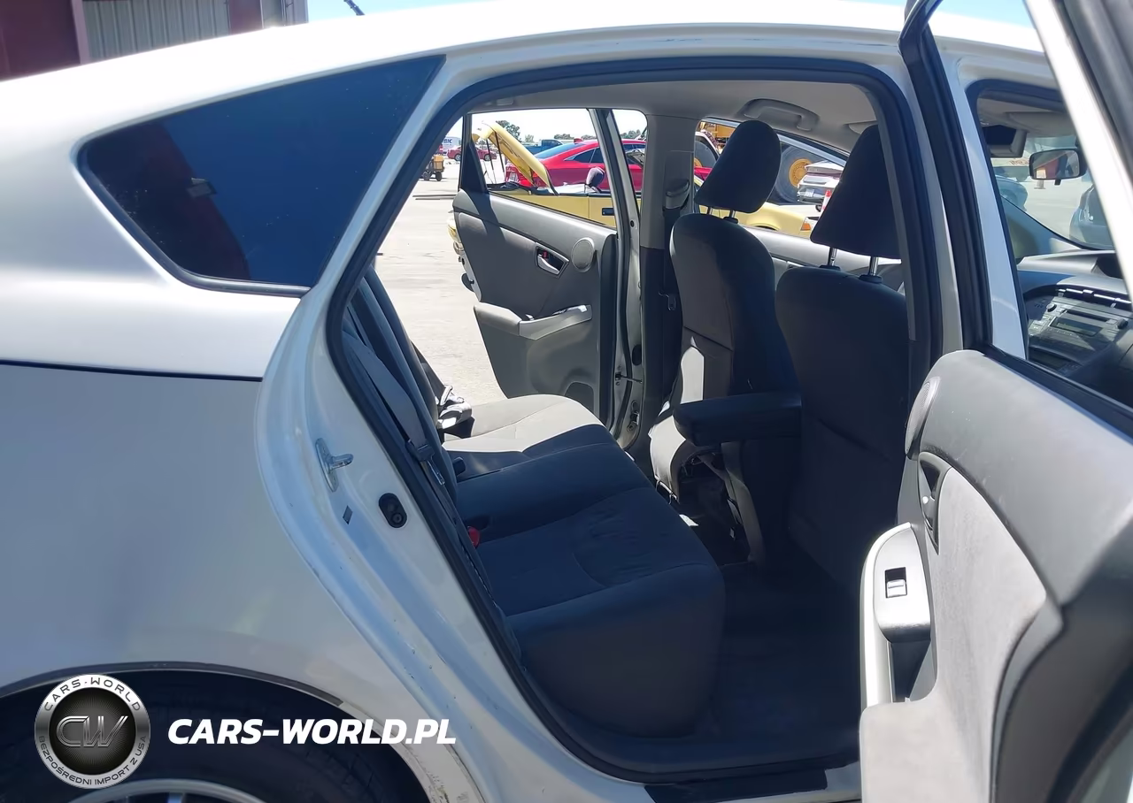 2011 Toyota Prius Three VIN:JTDKN3DU2B0255700 - 8
