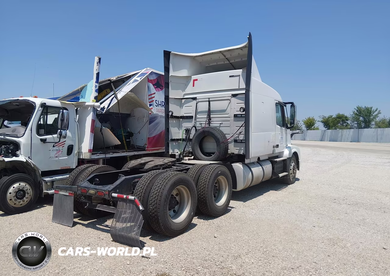 2017 Volvo Vnl VIN:4V4NC9EHXHN979061 - 4
