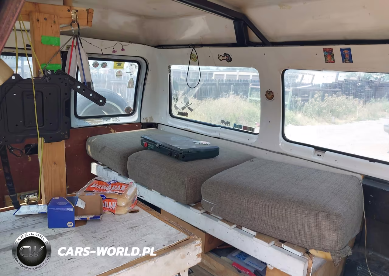 1983 Ford Econoline E150 Van VIN:1FTDE15Y9DHA45453 - 8