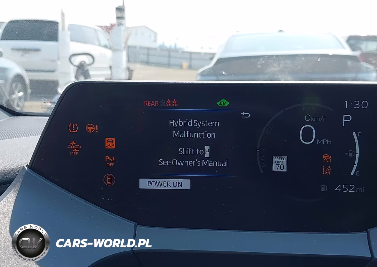 2025 Toyota Prius Le VIN:JTDACAAU0S3056119 - 17