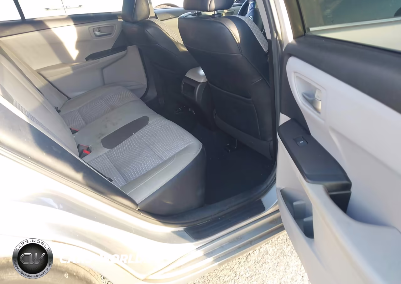 2015 Toyota Camry Se VIN:4T1BF1FK7FU499737 - 8