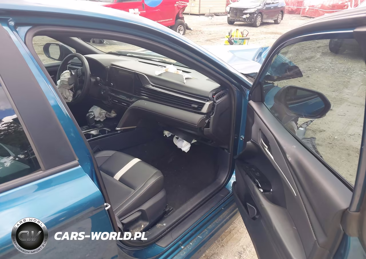 2025 Toyota Camry Se VIN:4T1DAACK2SU123937 - 5