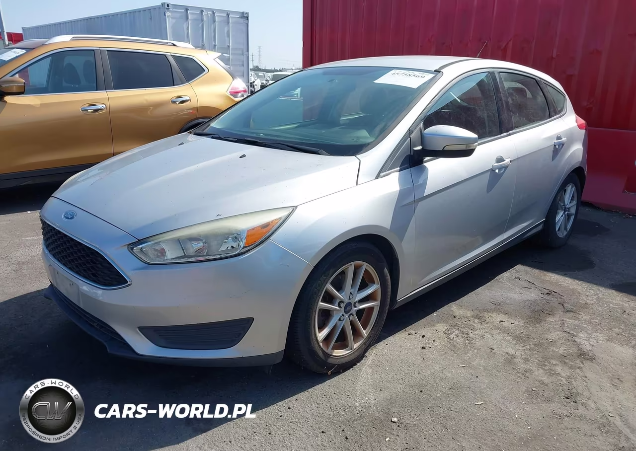 2015 Ford Focus Se VIN:1FADP3K2XFL224452 - 2