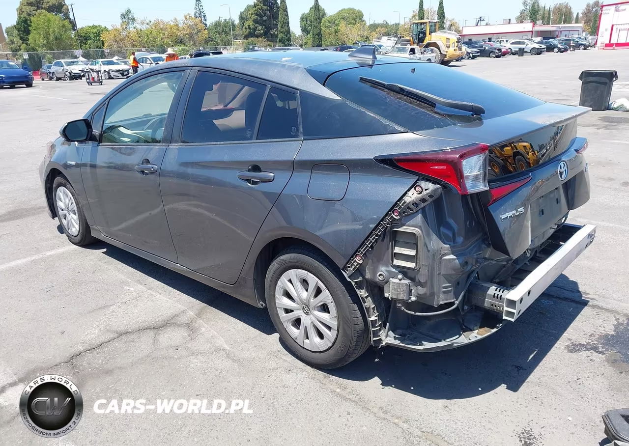 2020 Toyota Prius Le VIN:JTDKARFU3L3125338 - 3