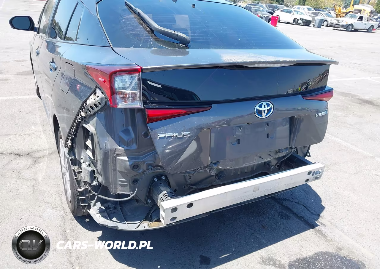 2020 Toyota Prius Le VIN:JTDKARFU3L3125338 - 6