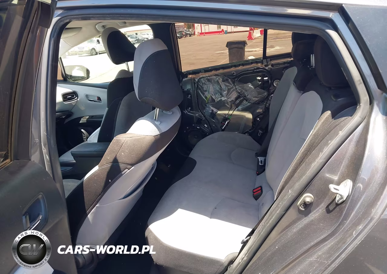 2020 Toyota Prius Le VIN:JTDKARFU3L3125338 - 8