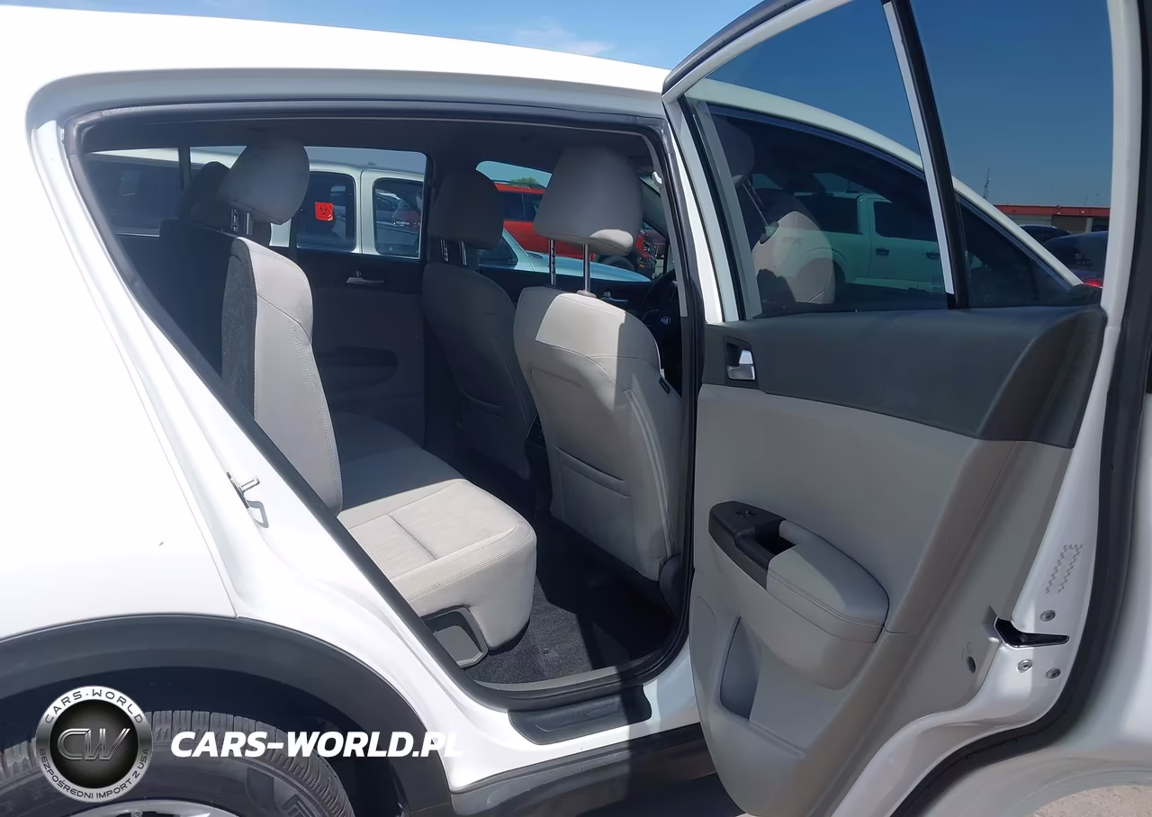 2019 Kia Sportage Lx VIN:KNDPM3AC9K7510225 - 8