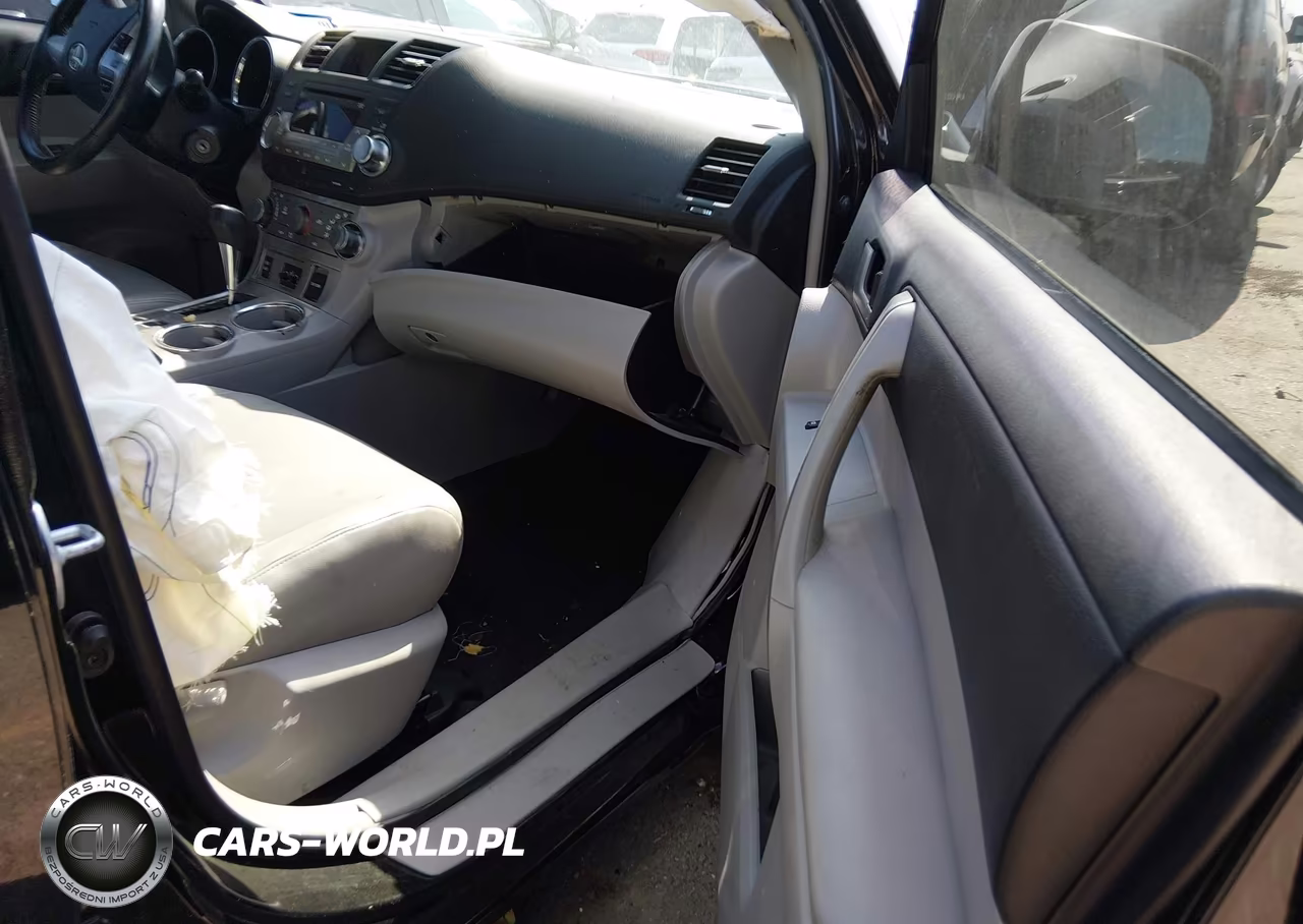 2012 Toyota Highlander Hybrid Base V6 VIN:JTEBC3EH5C2010415 - 5