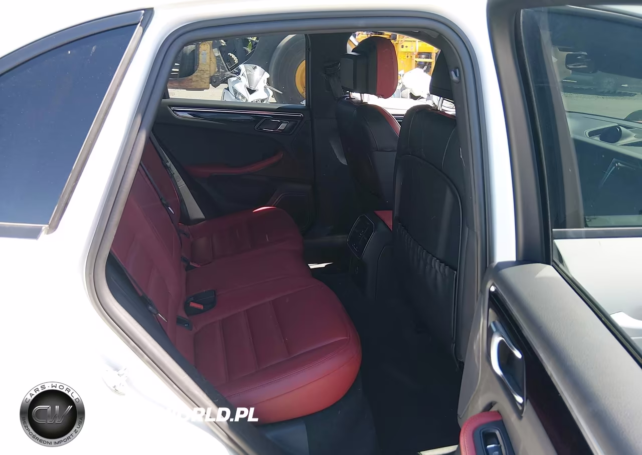 2024 Porsche Macan T VIN:WP1AA2A58RLB02311 - 8
