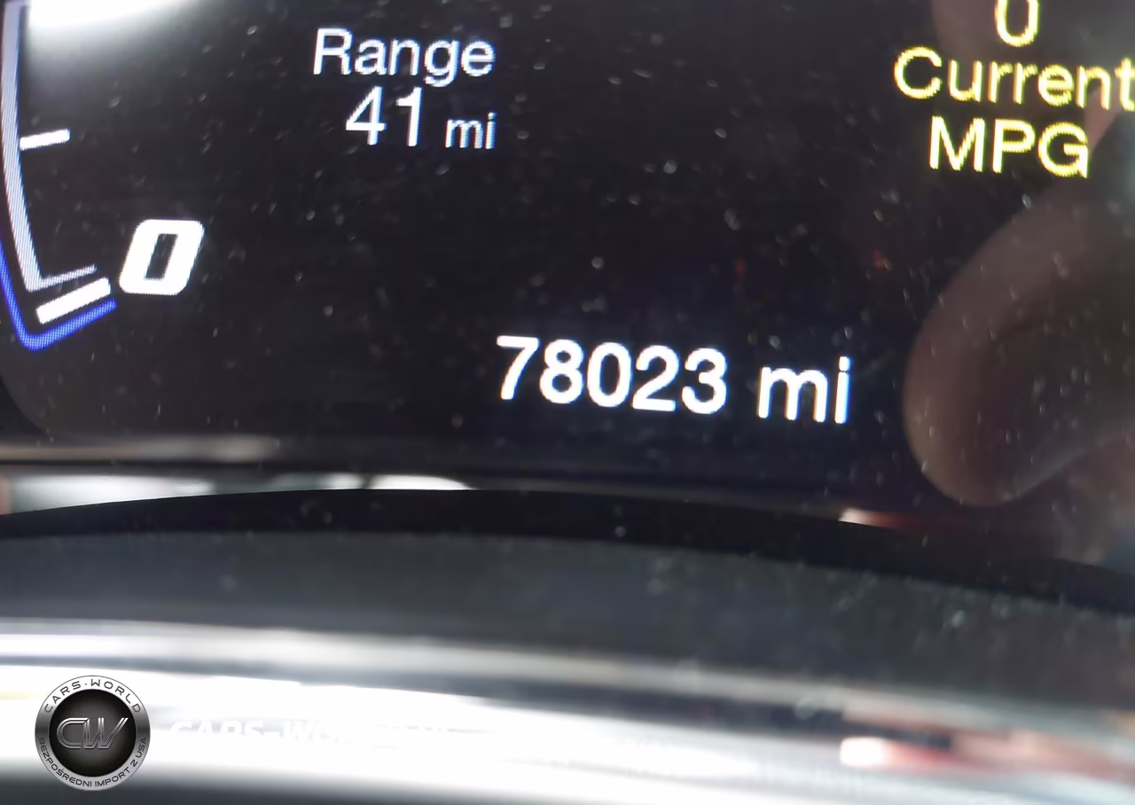 2019 Jeep Grand Cherokee Srt 4X4 VIN:1C4RJFDJ9KC683604 - 15