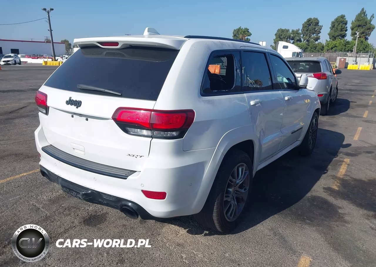 2019 Jeep Grand Cherokee Srt 4X4 VIN:1C4RJFDJ9KC683604 - 4