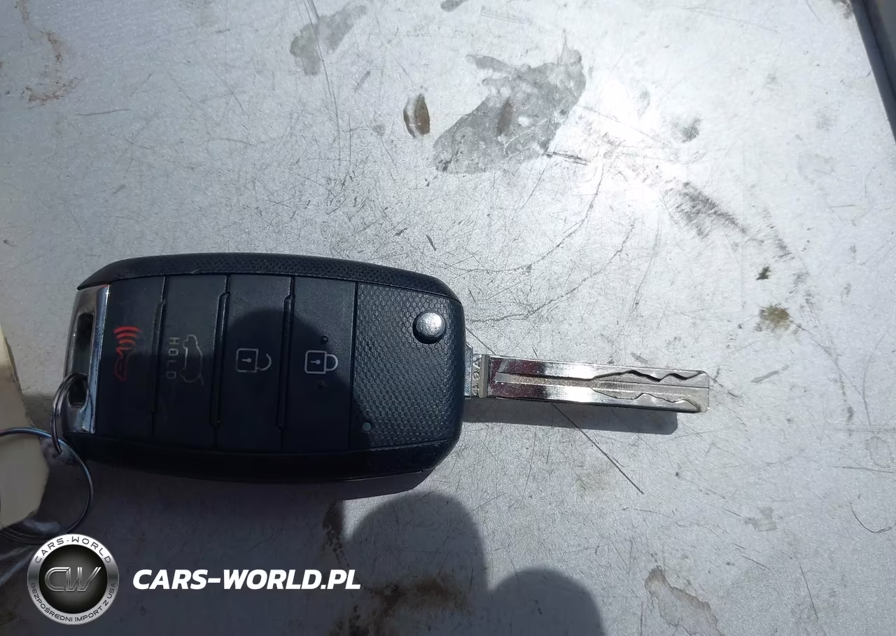 2016 Kia Soul + VIN:KNDJP3A51G7312745 - 11