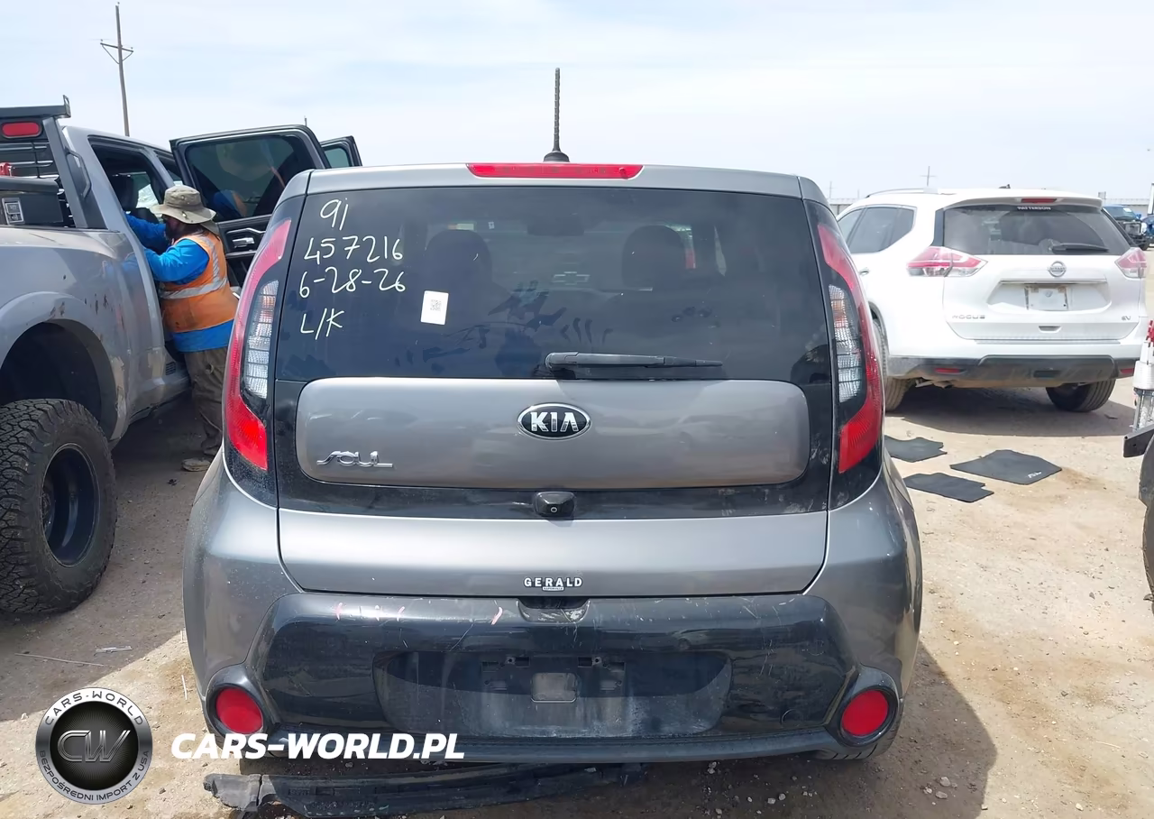 2016 Kia Soul + VIN:KNDJP3A51G7312745 - 17