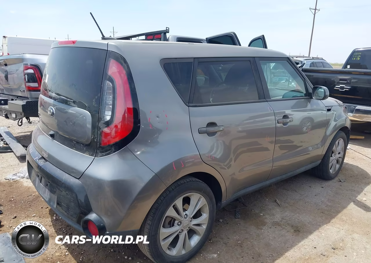 2016 Kia Soul + VIN:KNDJP3A51G7312745 - 4