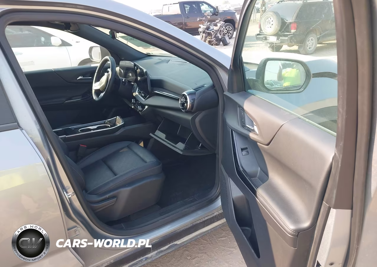 2025 Chevrolet Equinox Awd Lt VIN:3GNAXPEG4SL319266 - 5