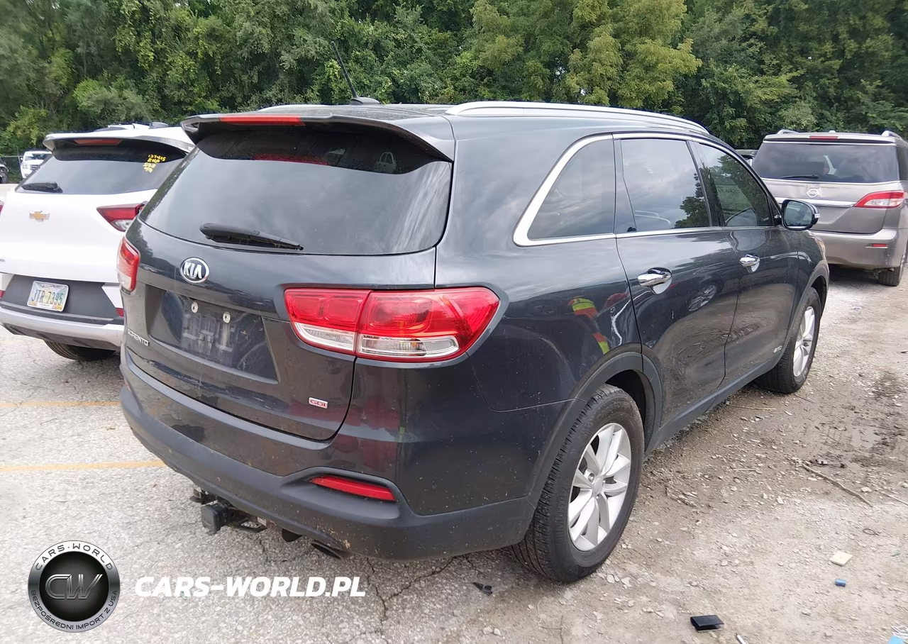 2017 Kia Sorento 2.4L Lx VIN:5XYPGDA37HG232255 - 4