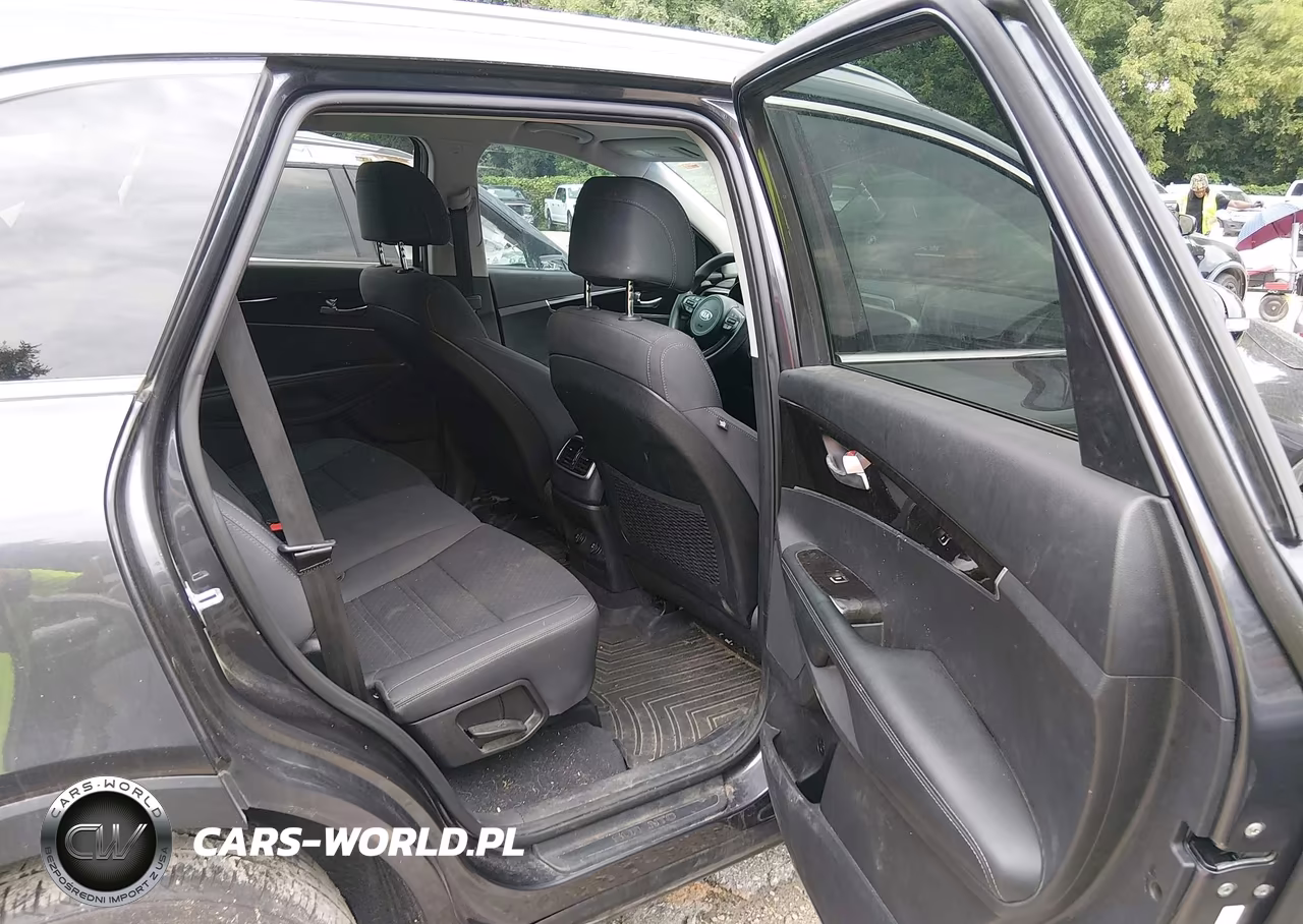 2017 Kia Sorento 2.4L Lx VIN:5XYPGDA37HG232255 - 8