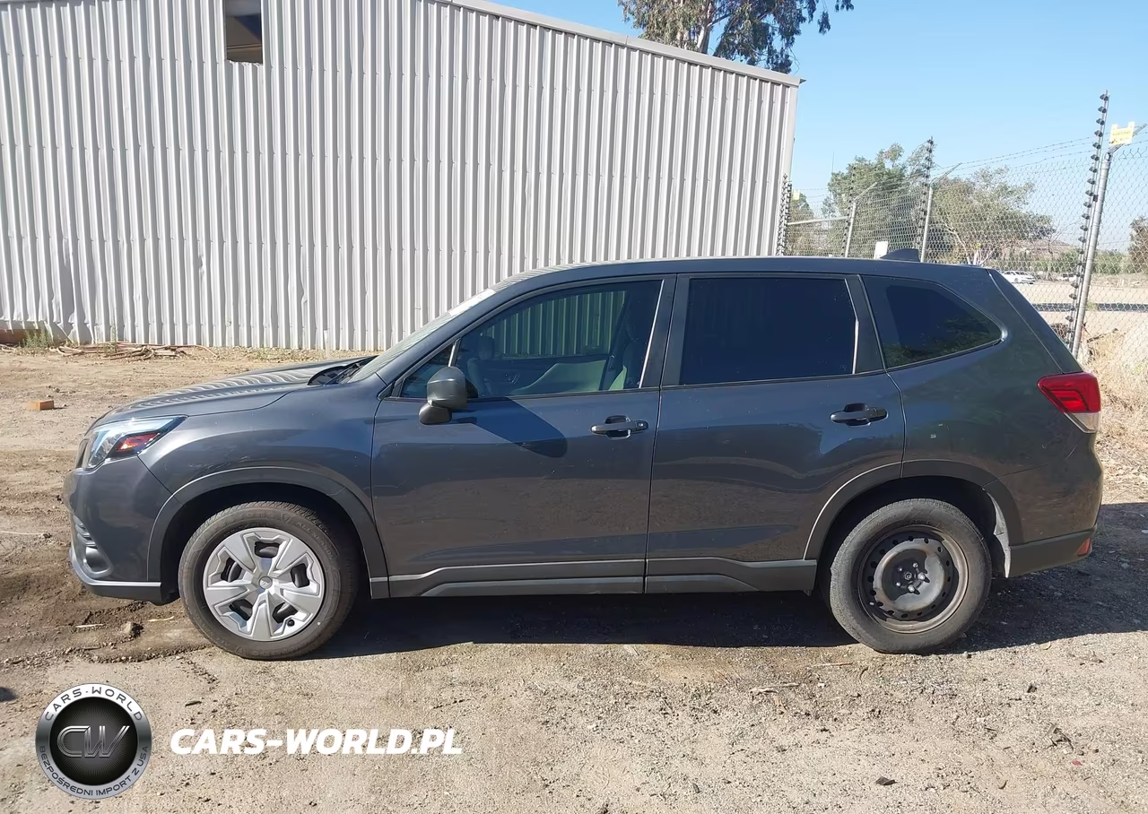 2023 Subaru Forester VIN:JF2SKAAC9PH490131 - 14
