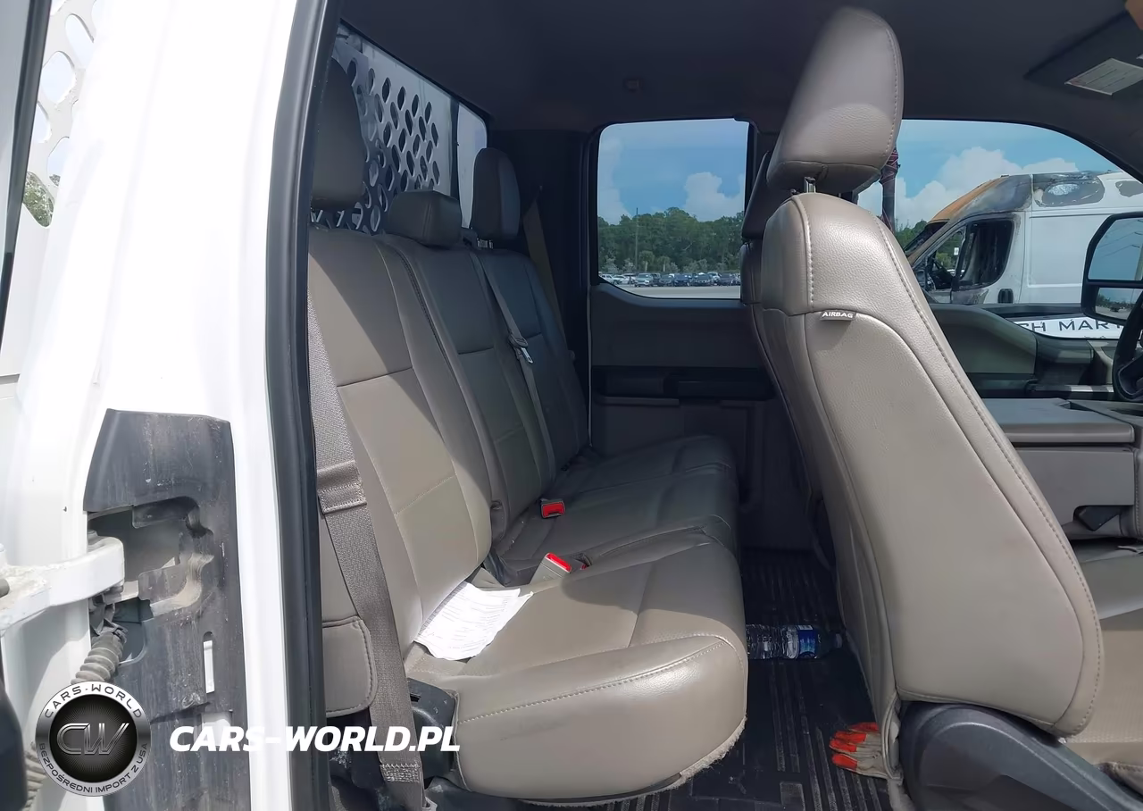 2018 Ford F-350 Xl VIN:1FD7X3B61JEB52964 - 3