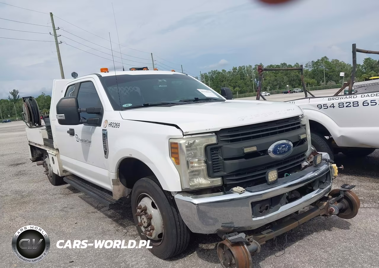 2018 Ford F-350 Xl VIN:1FD7X3B61JEB52964 - 9