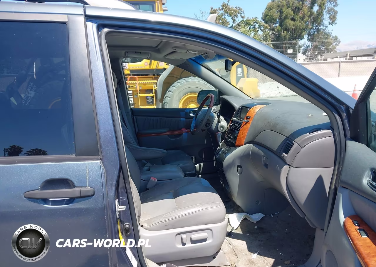 2008 Toyota Sienna Limited VIN:5TDBK22CX8S010520 - 5