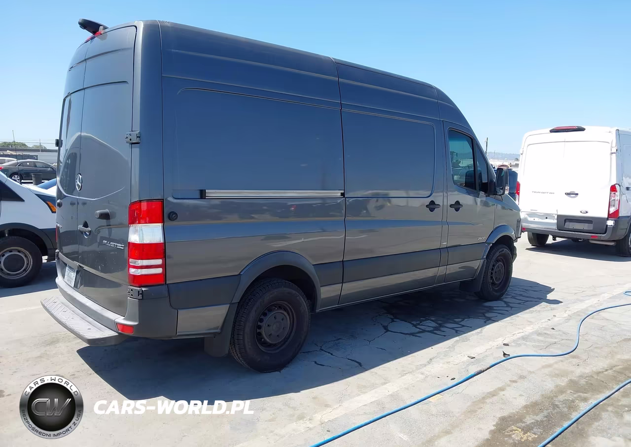 2015 Mercedes-Benz Sprinter 2500 Normal Roof VIN:WD3PE7DC3FP142186 - 4