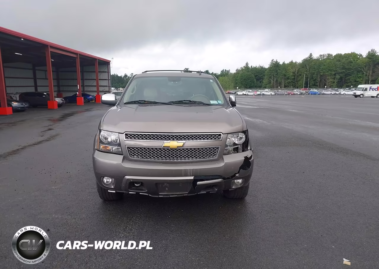 2012 Chevrolet Suburban Ltz VIN:1GNSKKE76CR192892 - 13