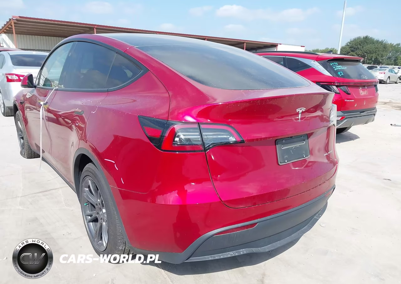 2024 Tesla Model Y Long Range Dual Motor All-Wheel Drive VIN:7SAYGAEE2RF210044 - 3