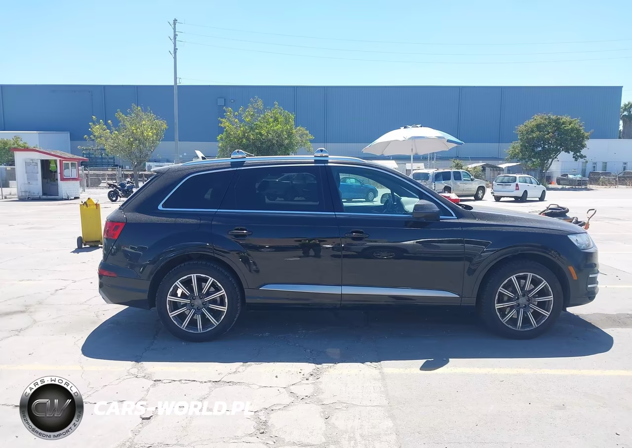 2017 Audi Q7 3.0T Premium VIN:WA1LAAF79HD008472 - 14