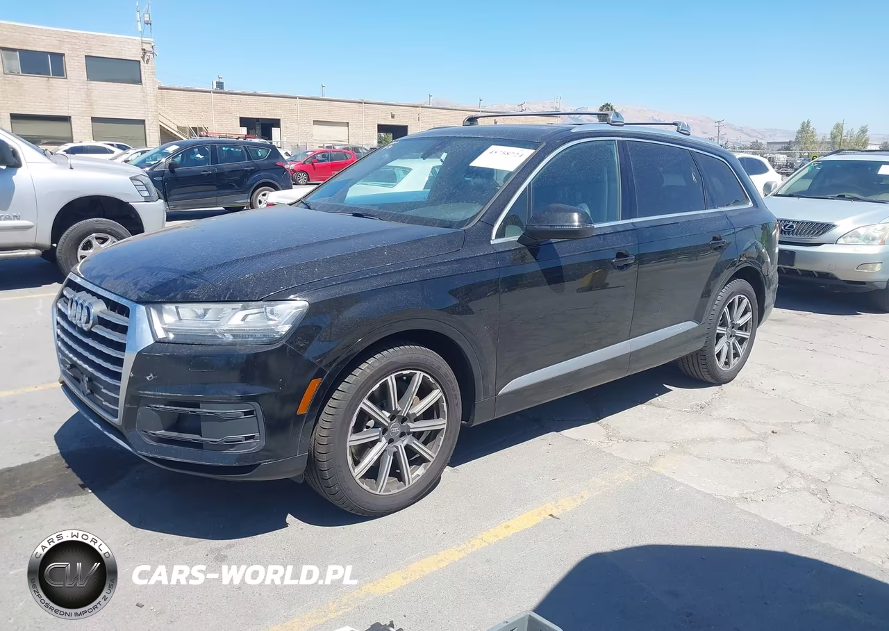 2017 Audi Q7 3.0T Premium VIN:WA1LAAF79HD008472 - 2