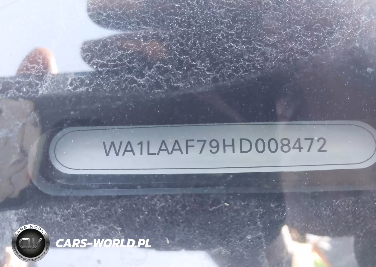 2017 Audi Q7 3.0T Premium VIN:WA1LAAF79HD008472 - 9