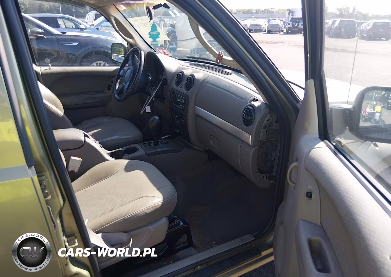 2002 Jeep Liberty Renegade VIN:1J4GL38K12W349904 - 5