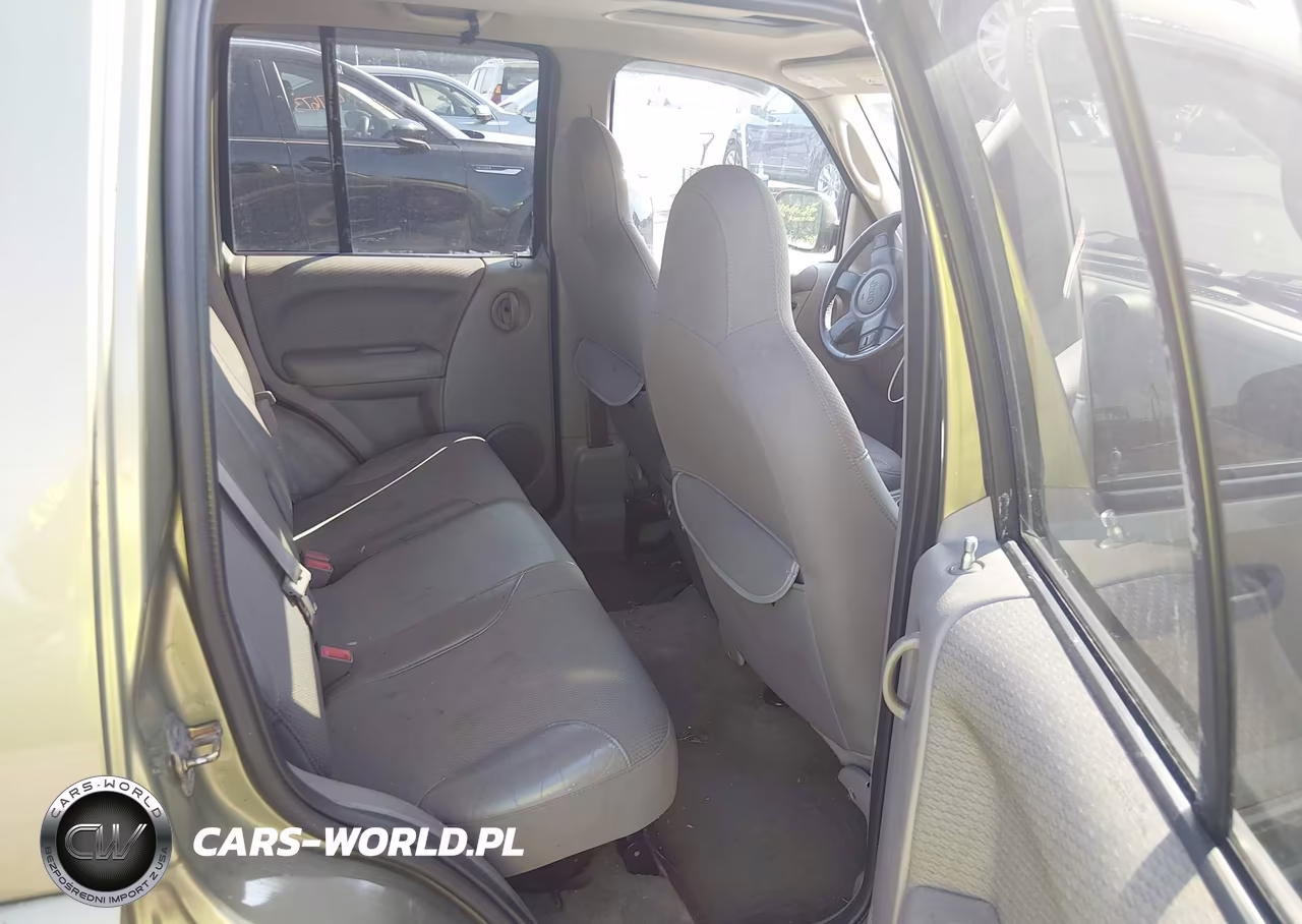 2002 Jeep Liberty Renegade VIN:1J4GL38K12W349904 - 8