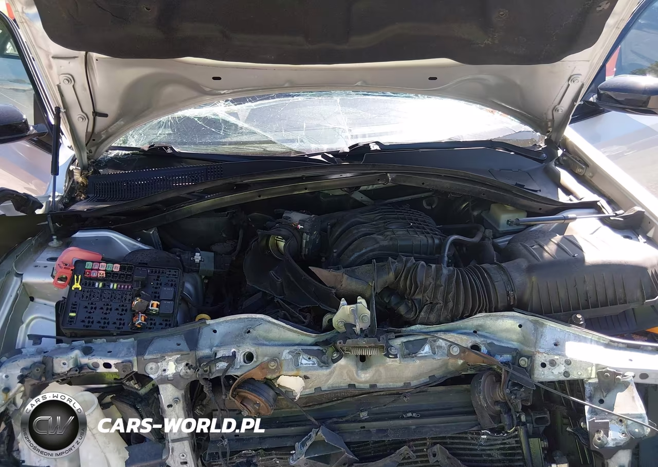 2019 Chrysler 300 Touring VIN:2C3CCAAG7KH727239 - 10