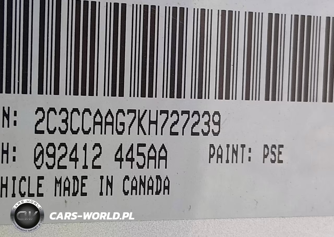 2019 Chrysler 300 Touring VIN:2C3CCAAG7KH727239 - 9