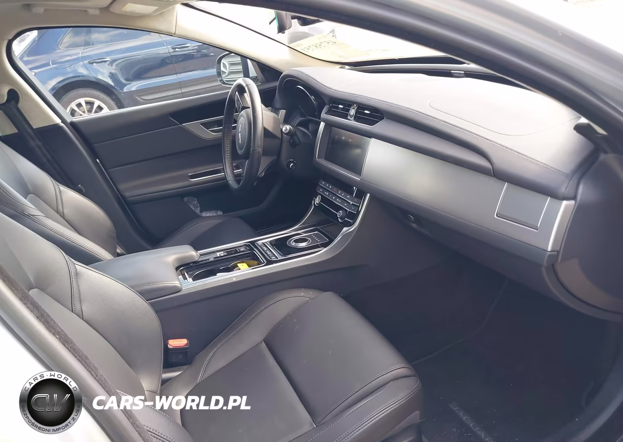 2020 Jaguar Xf 25T Premium Awd Automatic VIN:SAJBJ4FXXLCY86317 - 5